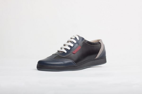 Pantofi sport barbati din piele naturala Culoare: bleau negru si gri de la Vicoveanu incaltaminte piele cod:870